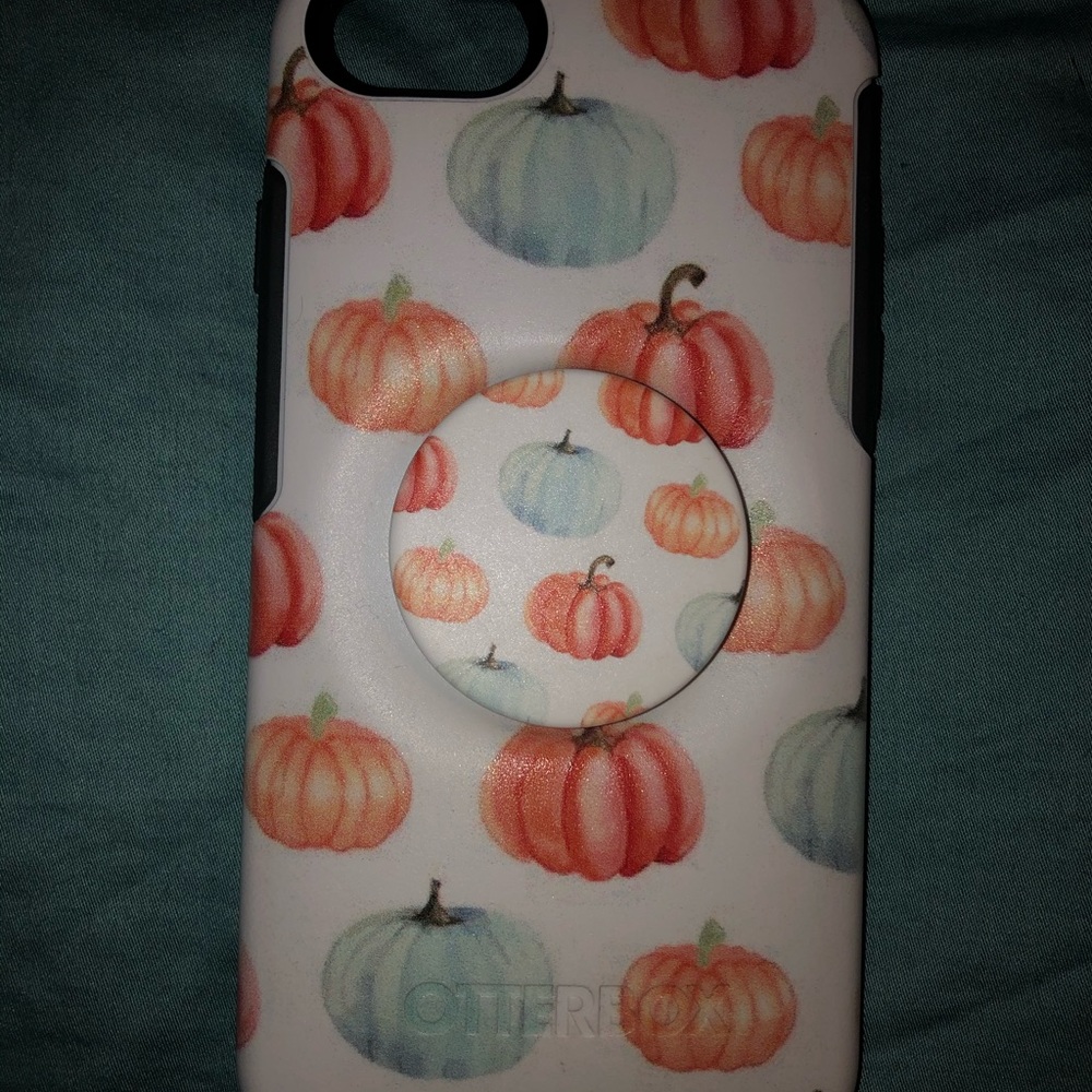 Iphone 8 Otter Box/Popsocket Combo - image 2